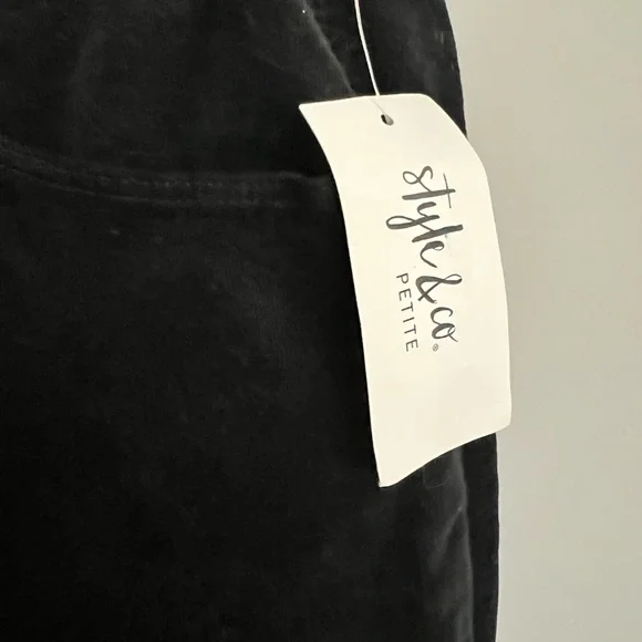 NWT Style & Co. Tummy Control Corduroy Pants, Deep Black, Size 8 Petite - Picture 6 of 6